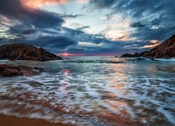 Morze, Skały, Chmury, Plaża, Boyeeghter Strand, Murder Hole Beach, Hrabstwo Donegal, Irlandia