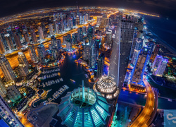 Widok z lotu ptaka na Dubaj nocą