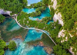 Widok z lotu ptaka na Park Narodowy Jezior Plitwickich w Chorwacji