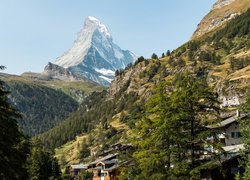 Widok z miejscowości Zermatt na szczyt Matterhorn