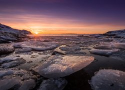 Widok z twierdzy Suomenlinna w Helsinkach na Zatokę Fińską