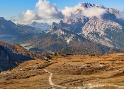 Góry, Dolomity, Jezioro, Misurina Lake, Ścieżka, Drzewa, Chmury, Włochy