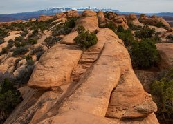 Skały, Park Narodowy Arches, La Sal Mountains, Stan Utah, Stany Zjednoczone