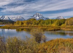 Stany Zjednoczone, Wyoming, Park Narodowy Grand Teton, Góry, Grand Teton, Rzeka, Snake River, Jesień, Drzewa