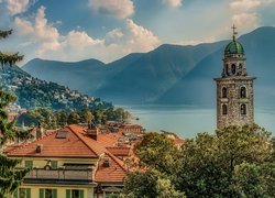 Jezioro Lugano, Góry, Alpy Szwajcarskie, Drzewa, Wieża, Katedra św. Wawrzyńca, Domy, Dachy, Chmury, Lugano, Kanton Ticino, Szwajcaria