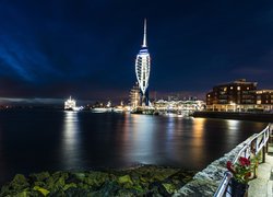 Anglia, Portsmouth, Wieża widokowa, Spinnaker Tower, Cieśnina, Przystań, Kamienie, Domy, Noc