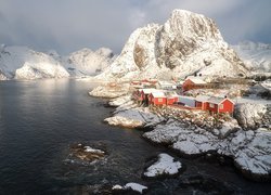 Norwegia, Lofoty, Domy, Morze, Góry, Góra Higravstinden, Wioska Hamnoy, Zima