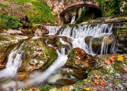 Wodospad, Candalla Falls, Most, Skały, Kamienie, Camaiore, Toskania, Włochy