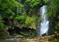 Wodospad Ferrera w miejscowości Valganna we włoskiej Lombardii