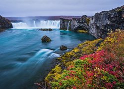 Wodospad Godafoss, Rzeka Skjlfandafljt, Rośliny, Skały, Islandia