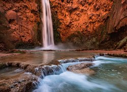 Wodospad Havasu Falls i rzeka Havasu Creek