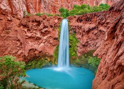 Stany Zjednoczone, Arizona, Park Narodowy Wielkiego Kanionu, Wielki Kanion Kolorado, Drzewa, Skały, Wodospad, Havasu Falls