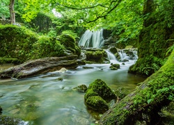 Wodospad Janets Foss w pobliżu angielskiej wsi Malham