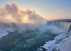 Zima, Wschód słońca, Chmury, Wodospad Niagara, Prowincja Ontario, Kanada