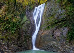 Wodospad, Orekhovsky Waterfall, Rzeka Bezumenka, Porośnięte, Skały, Krasnodarsk, Rosja