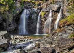 Wodospad, Skały, Dolina Aosty, Park Narodowy Gran Paradiso, Włochy