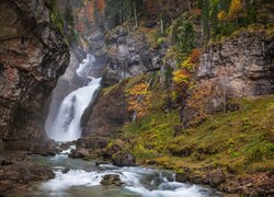 Skały, Wodospad, Rzeka, Rośliny, Park Narodowy Ordesa y Monte Perdido, Hiszpania