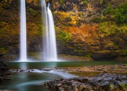 Wodospad Wailua Falls, Skała, Roślinność, Rzeka, Kauai, Hawaje