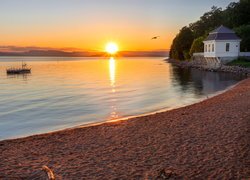 Zachód słońca nad fiordem Bunnefjorden w Norwegii