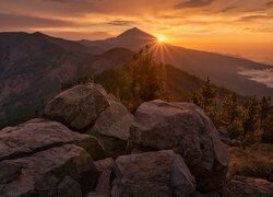 Hiszpania, Teneryfa, Góra Teide, Skały, Zachód słońca, Park Narodowy Teide