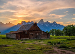 Zachodzące słońce w Parku Narodowym Grand Teton