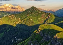 Zalesione, Skaliste, Góry, Szczyty, Dolomity, Góra Marmolada, Góra Monte Pore, Włochy