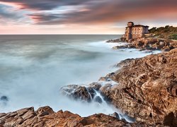 Zamek Boccale, Castello del Boccale, Morze, Skały, Livorno, Toskania, Włochy