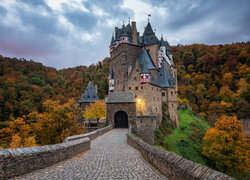 Zamek Eltz jesienią