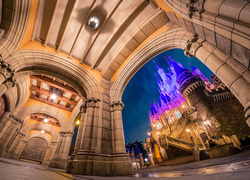 Zamek Kopciuszka w tokijskim Disneylandzie