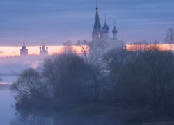 Dunilovo, Rzeka Teza, Cerkiew, Mgła, Świt, Drzewa, Obwód iwanowski, Rosja