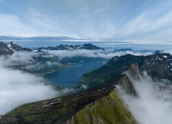 Norwegia, Lofoty, Góra, Jezioro, Mgła, Niebo