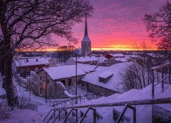 Zima, Domy, Kościół, Drzewa, Zachód słońca, Miasto Rakvere, Estonia