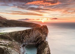 Zatoka Lulworth Cove w Anglii