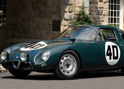 Zielone Alfa Romeo Giulia TZ rocznik 1963