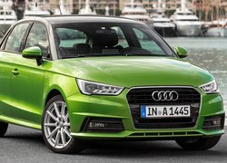 Zielone Audi A1