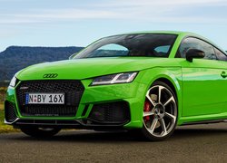 Zielone Audi TT RS Coupe