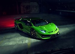 Zielone, Lamborghini Aventador SVJ