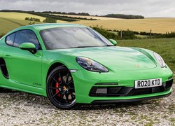 Zielone Porsche 718 Cayman GTS przodem