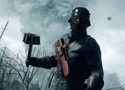 Żołnierz niemiecki z wiązką granatów w scenie z gry Battlefield 1