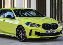 Żółte, BMW M135i