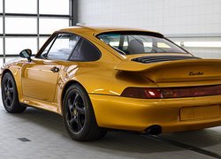 Porsche 911 Turbo, Tył