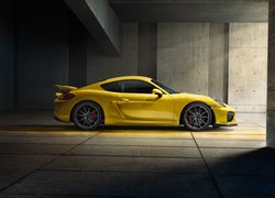 Żółte, Porsche Cayman GT4